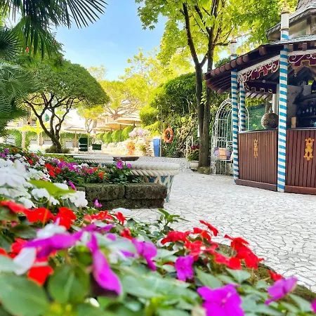 Milton Boutique - Adults Only