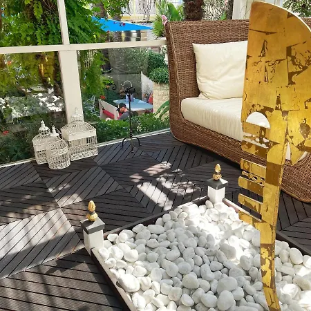 호텔 Milton Boutique - Adults Only