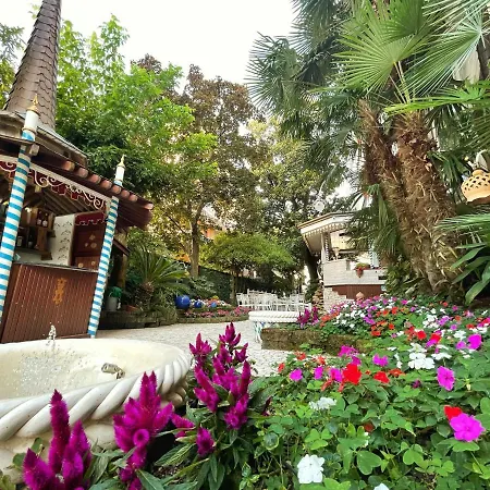 Milton Boutique - Adults Only 4*