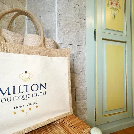 Milton Boutique - Adults Only Отель 4*