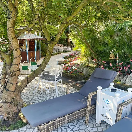 Milton Boutique - Adults Only 4*