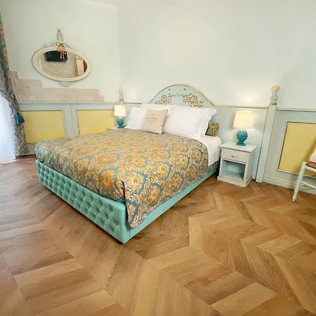 Milton Boutique - Adults Only Отель 4*