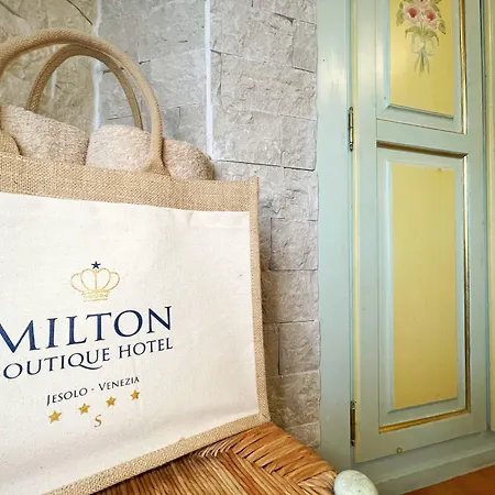 Milton Boutique - Adults Only Отель Лидо-ди-Езоло